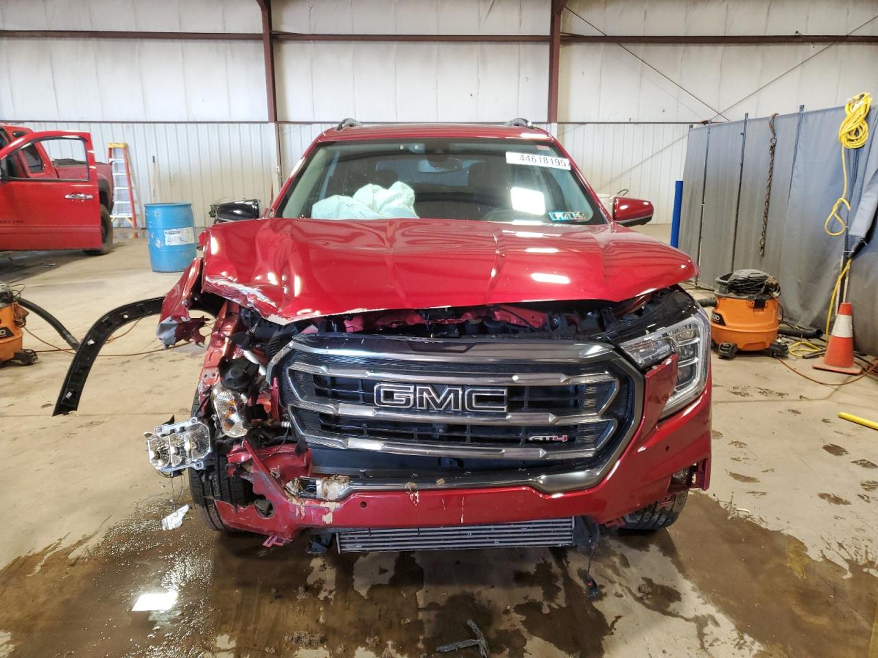 2022 GMC TERRAIN AT4 VIN:3GKALYEV2NL170227