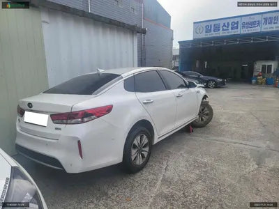 2016 Kia K5 KNAGT41CBGA001998 VIN:KNAGT41CBGA001998
