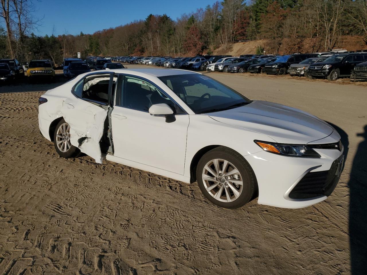 2024 TOYOTA CAMRY LE VIN:4T1C11AKXRU918646