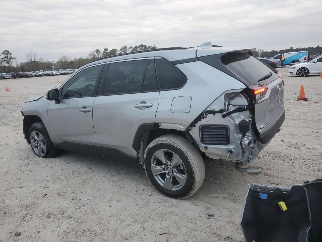 2023 TOYOTA RAV4 XLE VIN:5NPEB4AC7BH014466