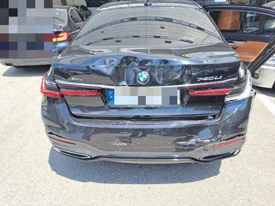 2021 BMW 740 VIN: