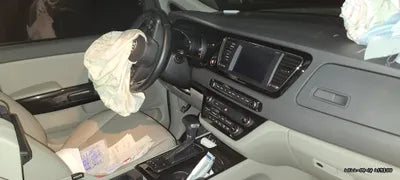 2017 Kia Carnival VIN: