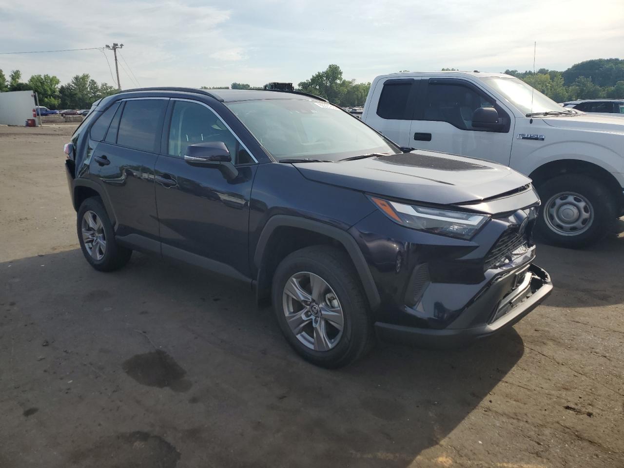 2024 TOYOTA RAV4 XLE VIN:4T3RWRFV5RU113805