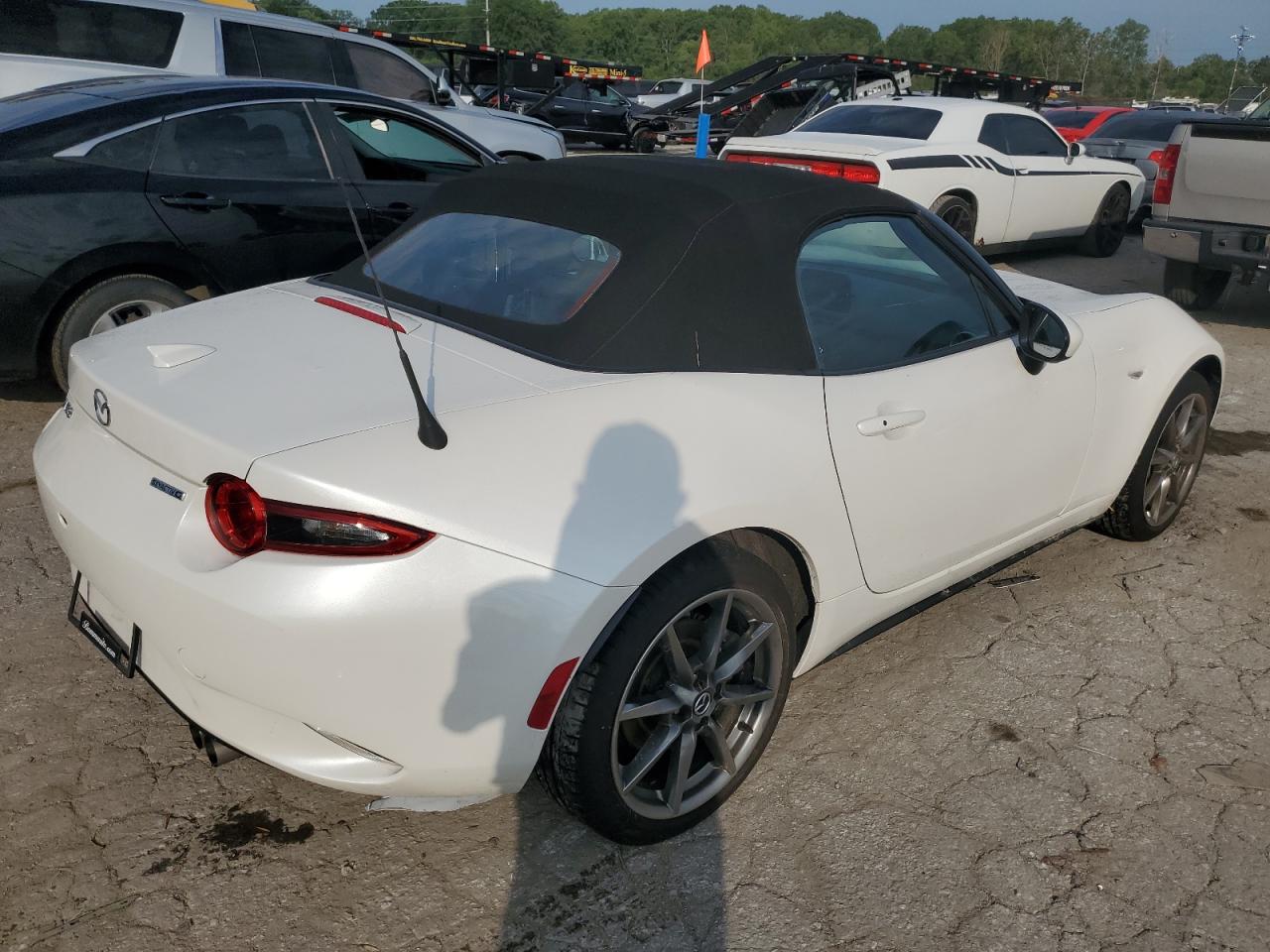 2023 MAZDA MX-5 MIATA GRAND TOURING VIN:JM1NDAD74P0561612