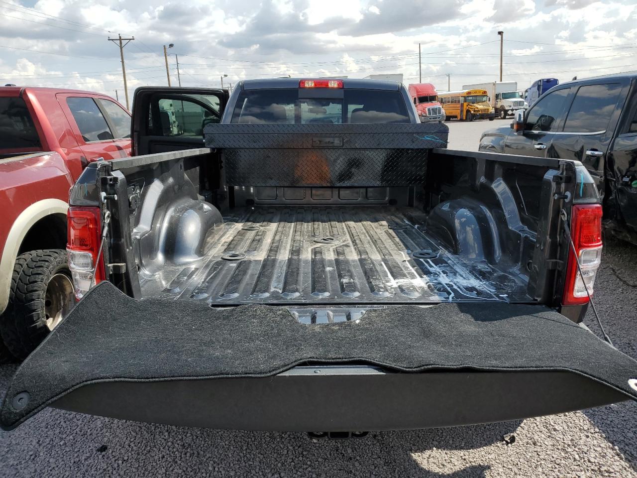 2024 RAM 3500 TRADESMAN VIN:3C63RRGL1RG317583