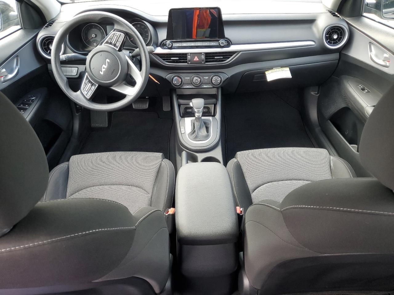 2024 KIA FORTE LX VIN:3KPF24AD3RE799287