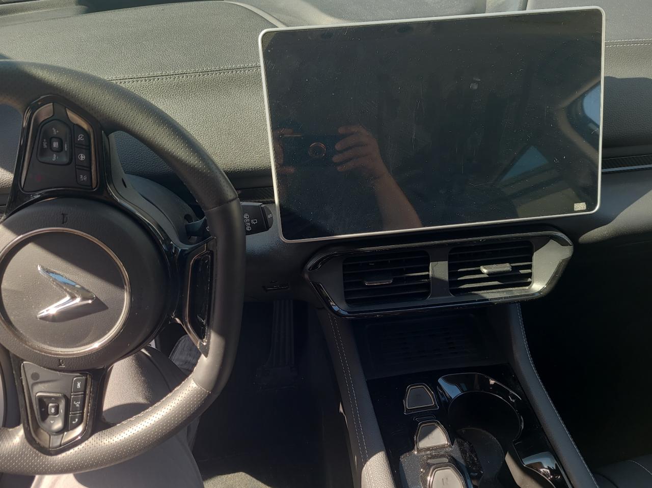 2023 VINFAST TRADING AND PRODUCTION LLC VF 8 ECO VIN:RLLV1AEB5PH002749