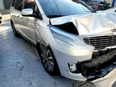 2015 Kia Carnival NONE VIN: