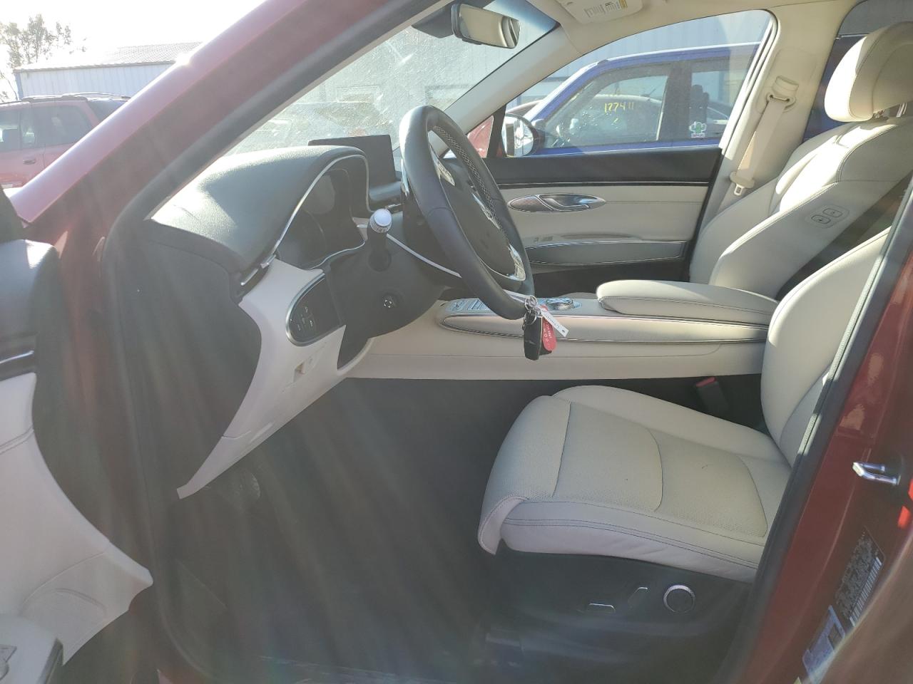 2022 GENESIS GV70 BASE VIN:KMUMADTB2NU058983