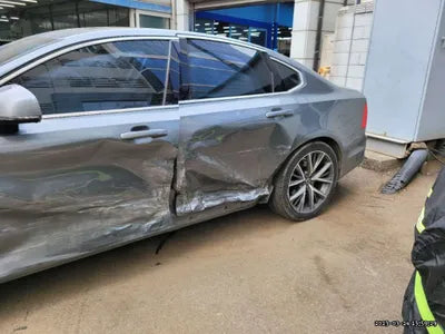 2018 Volvo S90 YV1PS68ACJ1028068 VIN:YV1PS68ACJ1028068