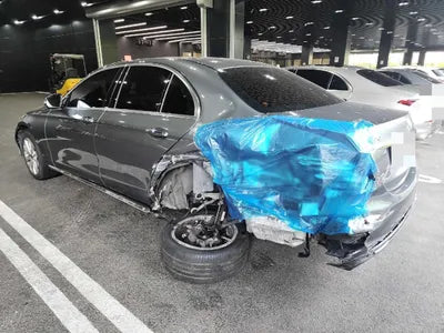 2018 Mercedes-Benz E 300 VIN: