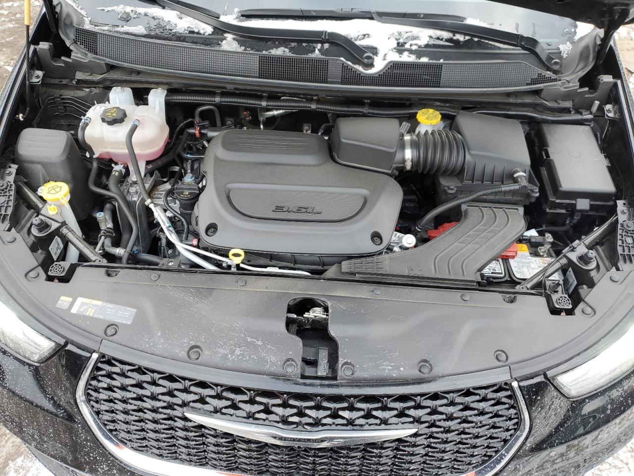 2024 CHRYSLER PACIFICA TOURING L VIN:2C4RC1BG7RR166100