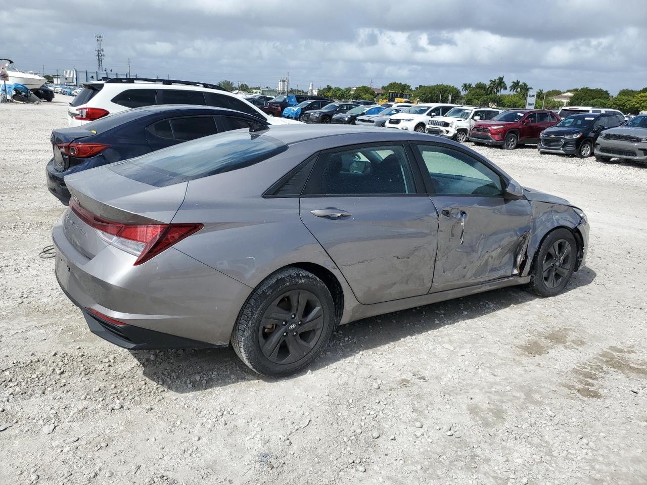 2023 HYUNDAI ELANTRA SEL VIN:KMHLM4AG4PU374257