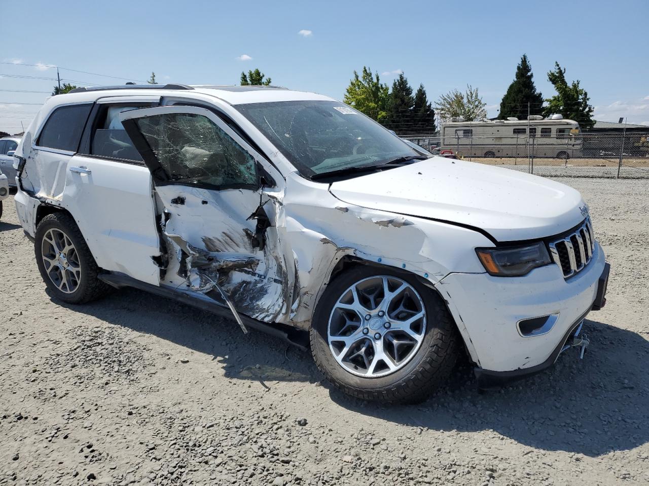 2022 JEEP GRAND CHEROKEE LIMITED VIN:1C4RJFBG8NC122063