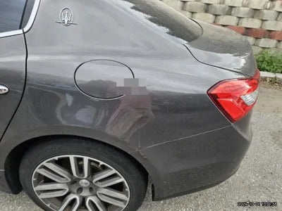 2015 maserati gibli VIN: