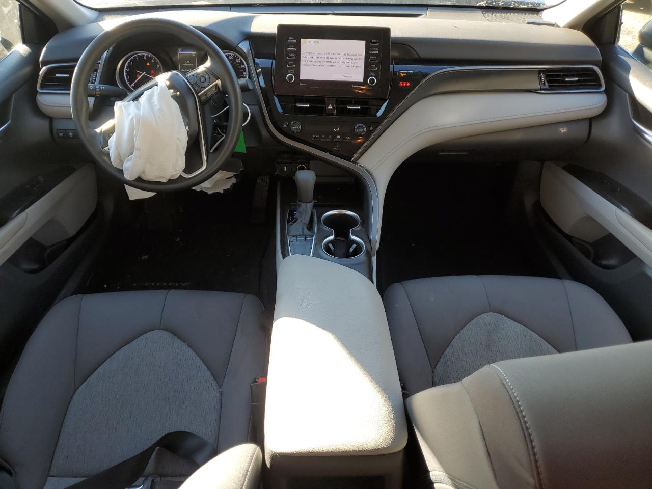 2022 TOYOTA CAMRY LE VIN:4T1C11AK1NU032905