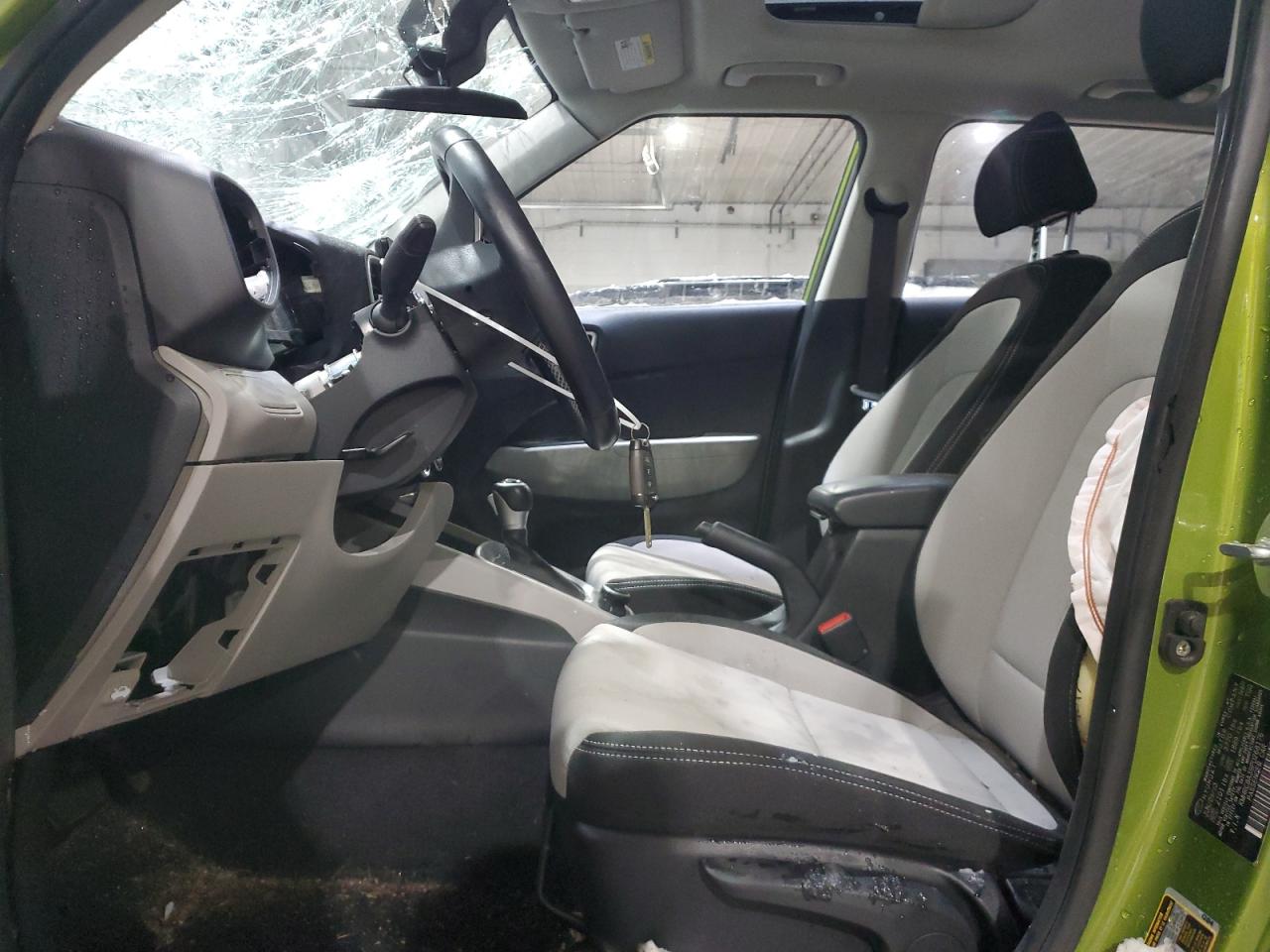 2023 HYUNDAI VENUE SEL VIN:KMHRC8A39PU268176