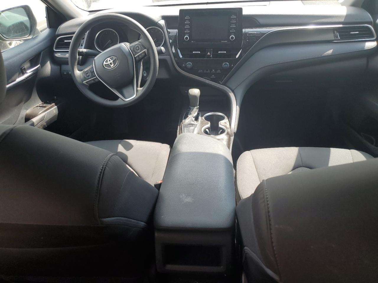 2022 TOYOTA CAMRY LE VIN:4T1C11AK7NU677459