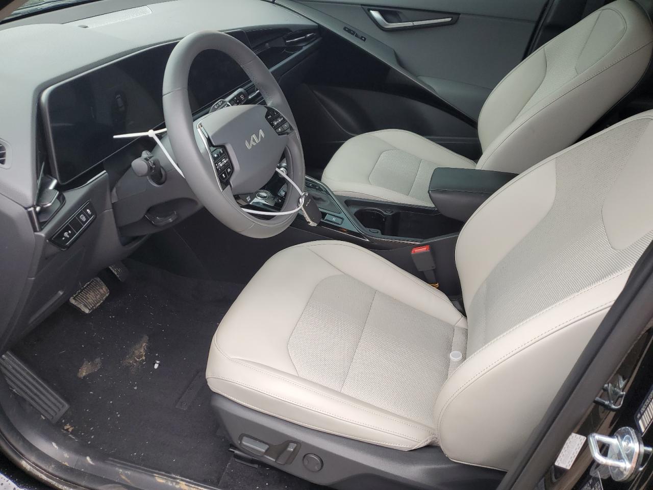 2023 KIA NIRO EX VIN:KNDCR3LE0P5089450