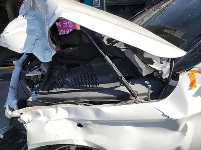 2016 Mercedes-Benz C 220 624KMWDDWF0EB4GR1 VIN:624KMWDDWF0EB4GR1