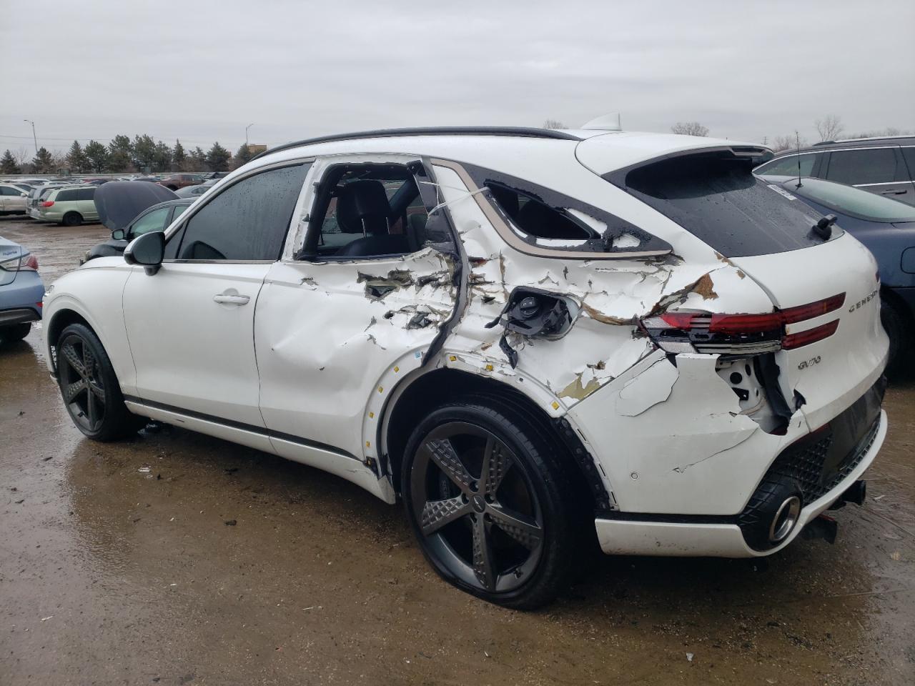 2023 GENESIS GV70 BASE VIN:KMUMADTB6PU104589