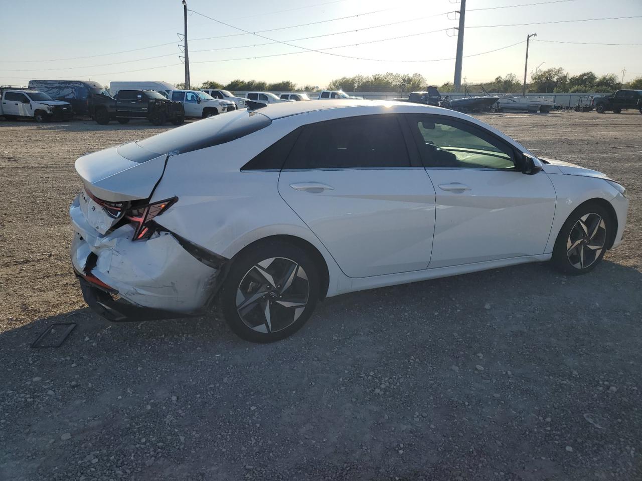 2022 HYUNDAI ELANTRA SEL VIN:5NPLN4AG4NH061802