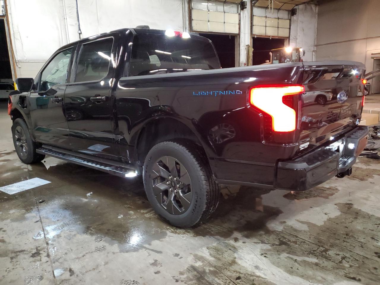 2023 FORD F150 LIGHTNING PRO VIN:1FTVW1EV9PWG36423