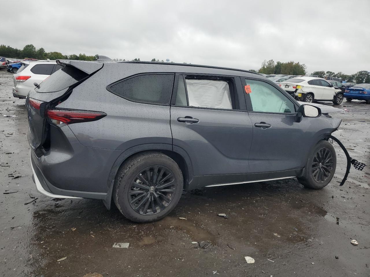 2024 TOYOTA HIGHLANDER LE VIN:5TDKDRBH6RS553962