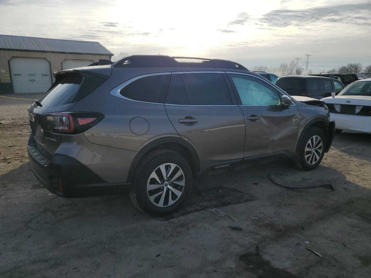 2022 SUBARU OUTBACK PREMIUM VIN:4S4BTADC2N3266860