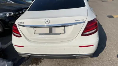 2017 Mercedes-Benz E 300 VIN: