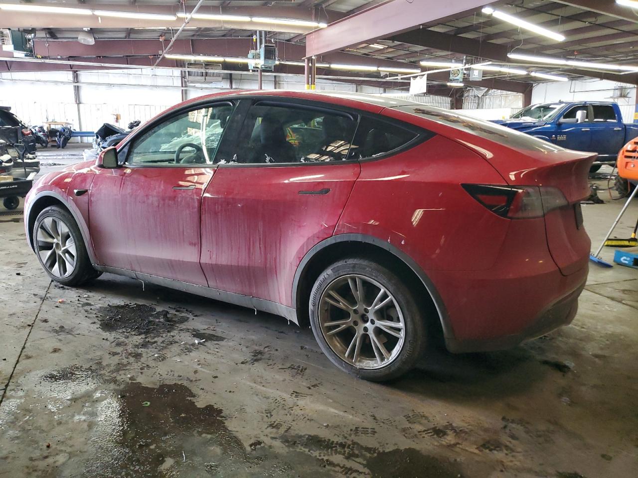 2023 TESLA MODEL Y  VIN:7SAYGDEE5PF790176