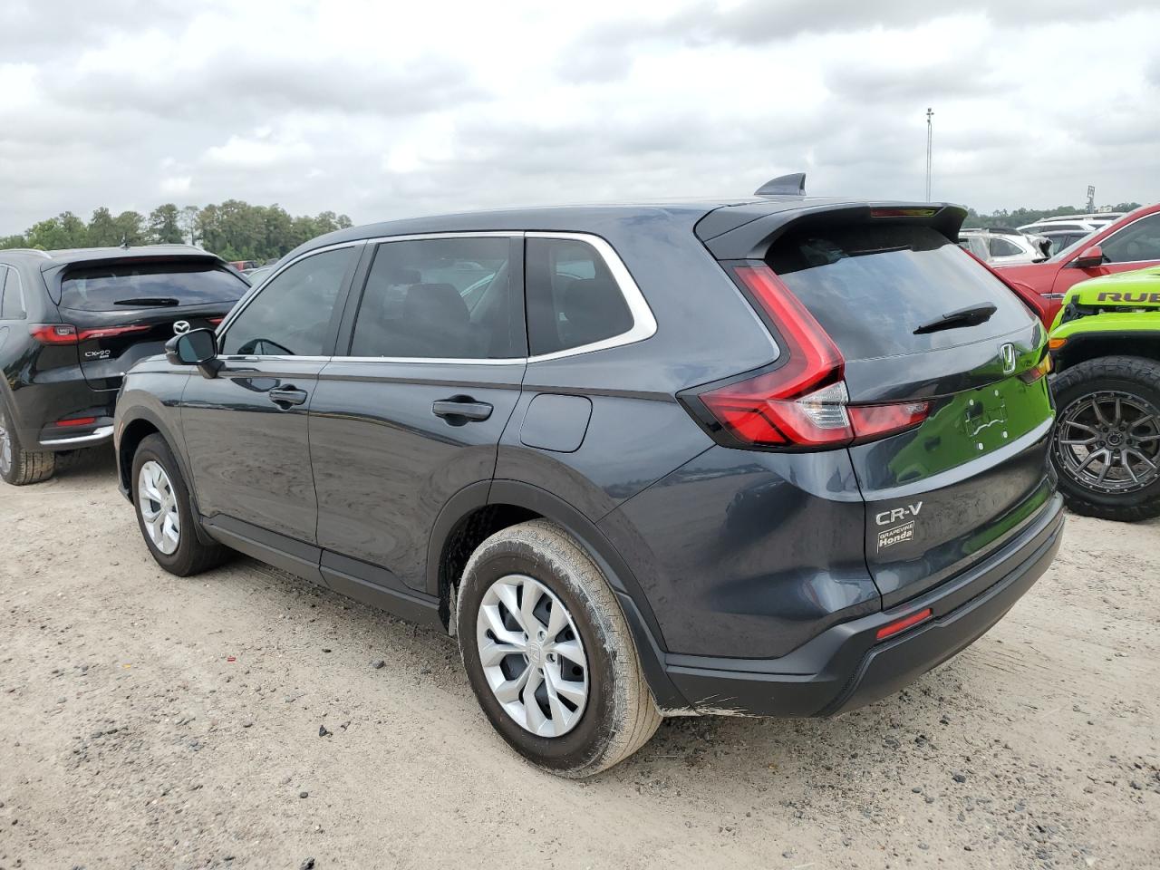2024 HONDA CR-V LX VIN:2HKRS4H29RH432407