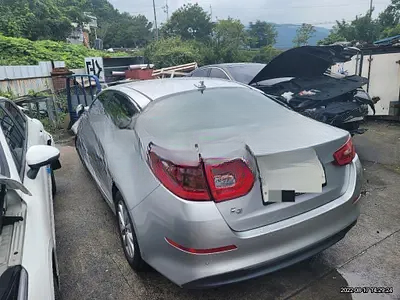 2014 Kia K5 NONE VIN: