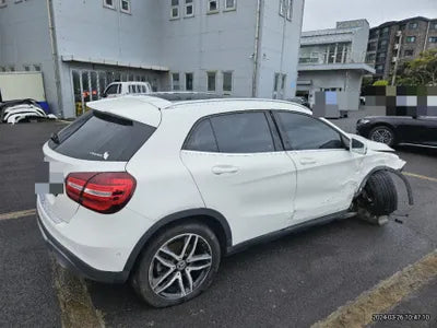2018 Mercedes-Benz GLA 220 VIN: