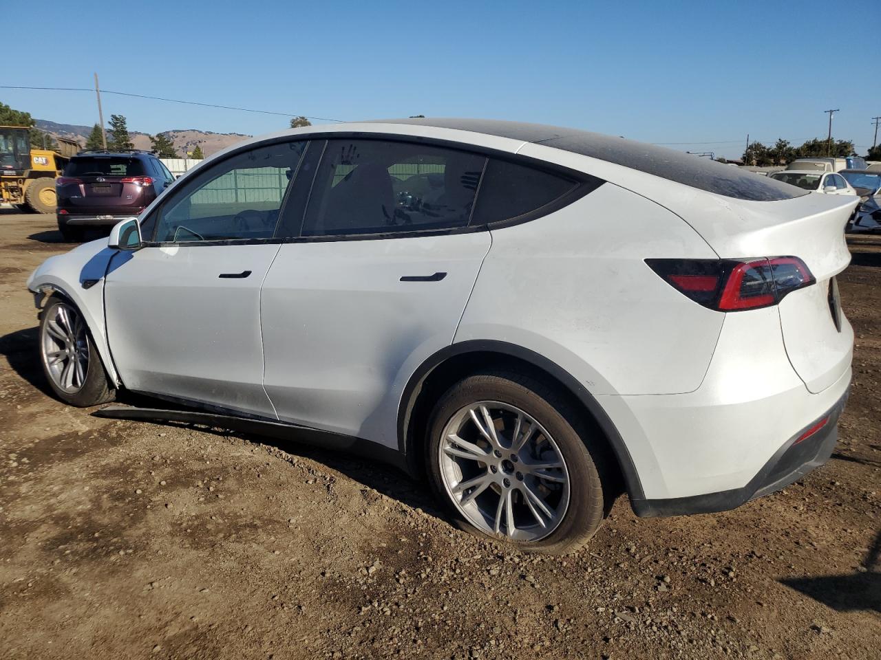 2023 TESLA MODEL Y  VIN:7SAYGAEE3PF970884