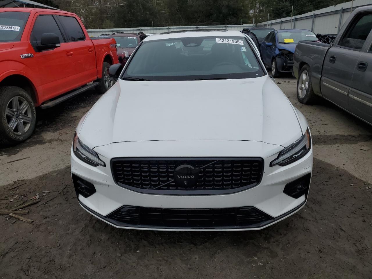 2024 VOLVO S60 PLUS VIN:SAJBD4FX9JCY58089