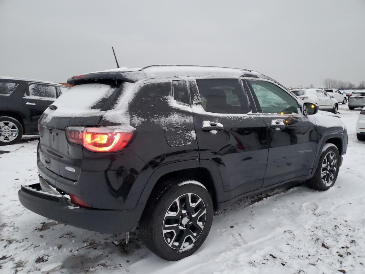 2022 JEEP COMPASS LATITUDE VIN:1D7HA18N48J135032