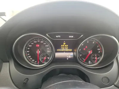 2018 Mercedes-Benz GLA 220 VIN: