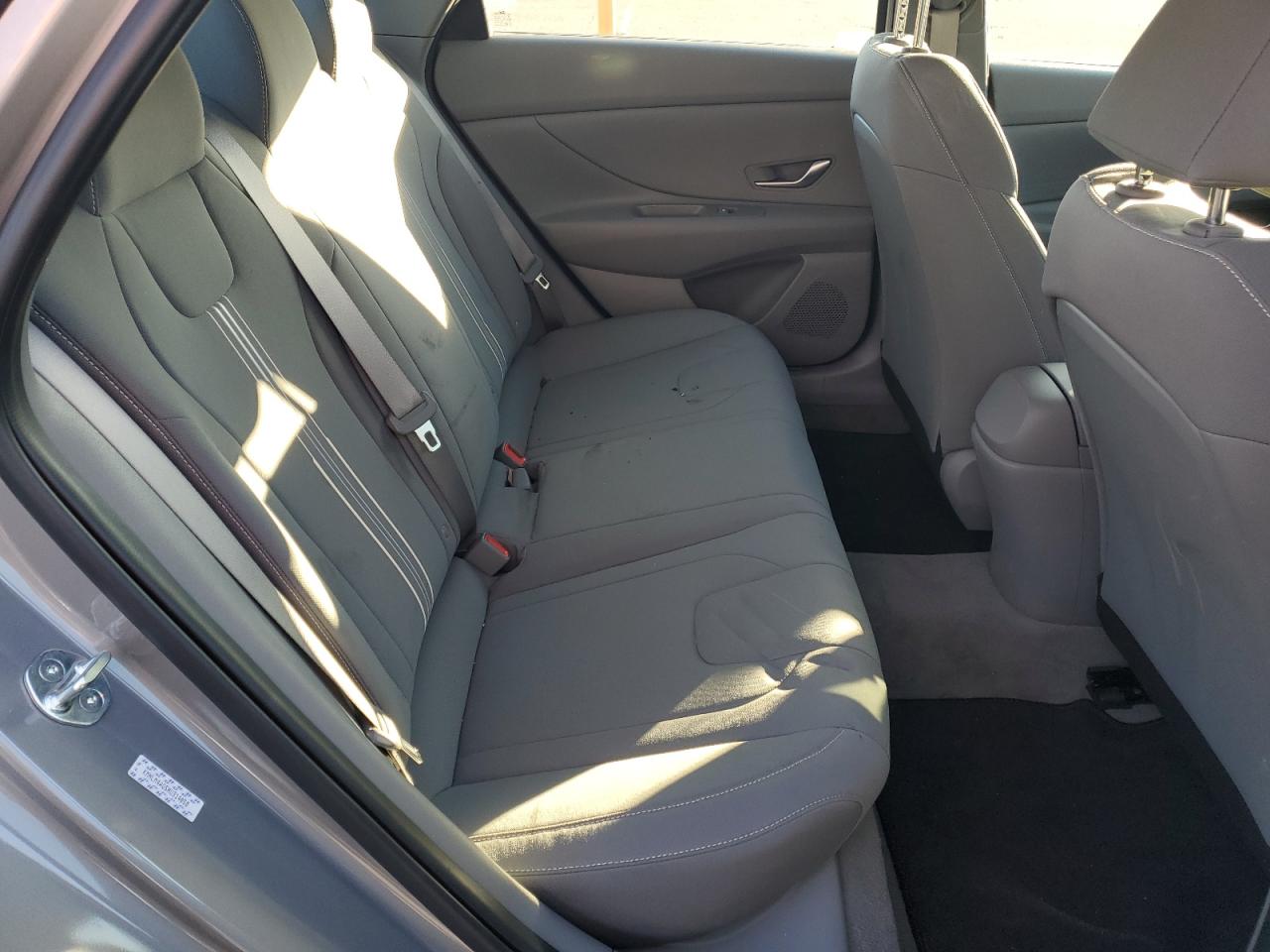 2022 HYUNDAI ELANTRA SEL VIN:KMHLM4AG5NU314050