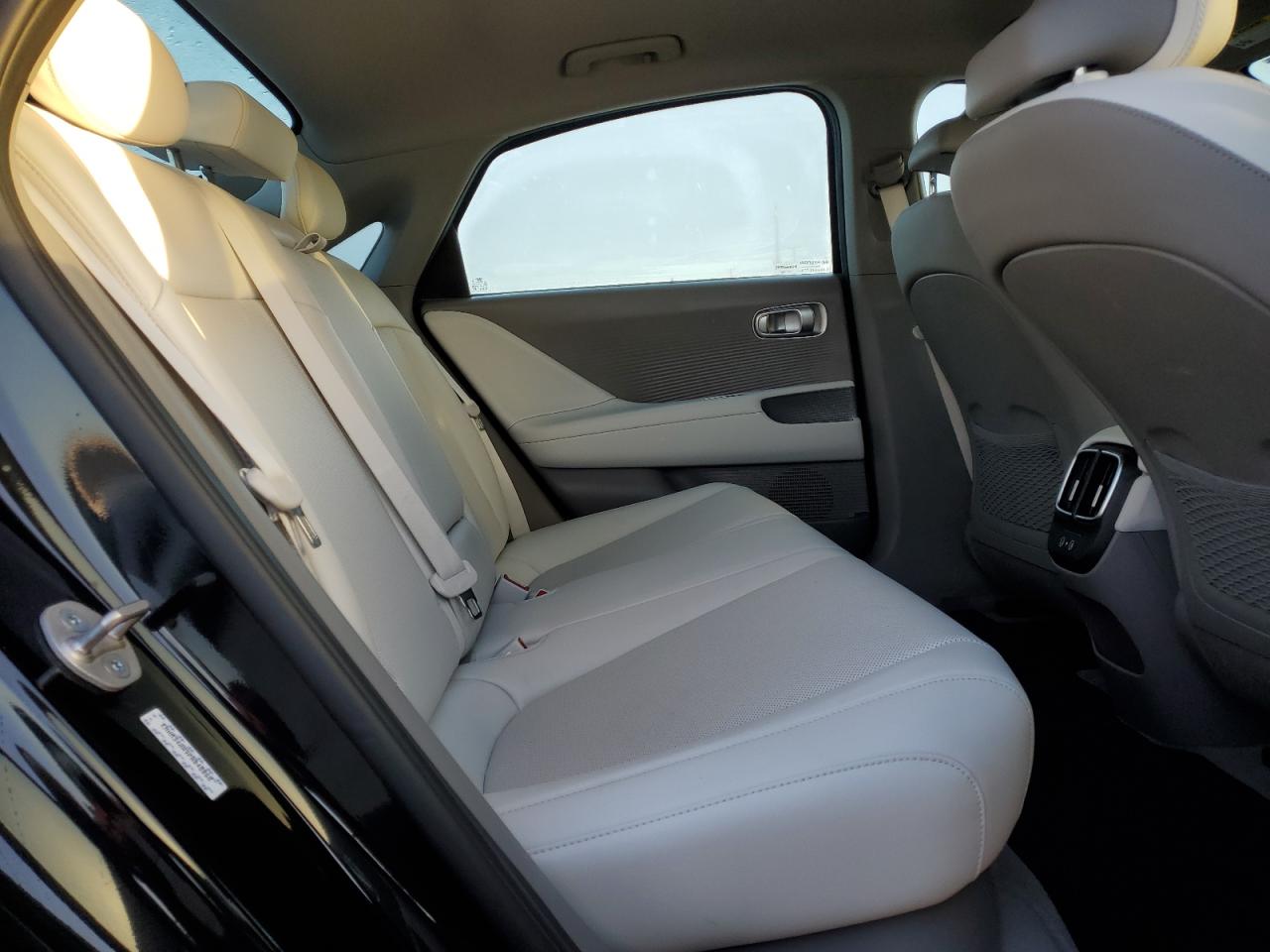 2023 HYUNDAI IONIQ 6 SEL VIN:KMHM34AA9PA048068