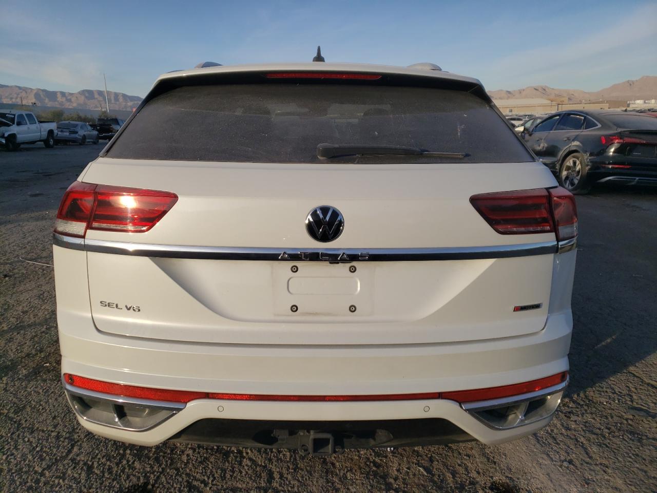 2022 VOLKSWAGEN ATLAS CROSS SPORT SEL PREMIUM R-LINE VIN:1V2FE2CA8NC218722