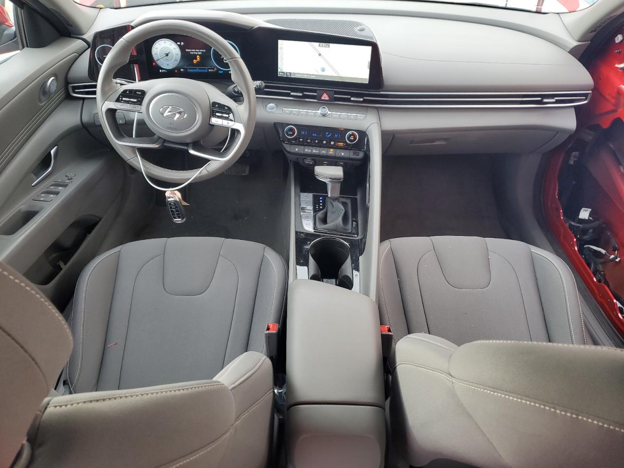 2023 HYUNDAI ELANTRA SEL VIN:5NPLS4AG8PH098539