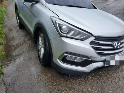 2016 Hyundai Santa FE KMHSW81UBHU717153 VIN:KMHSW81UBHU717153