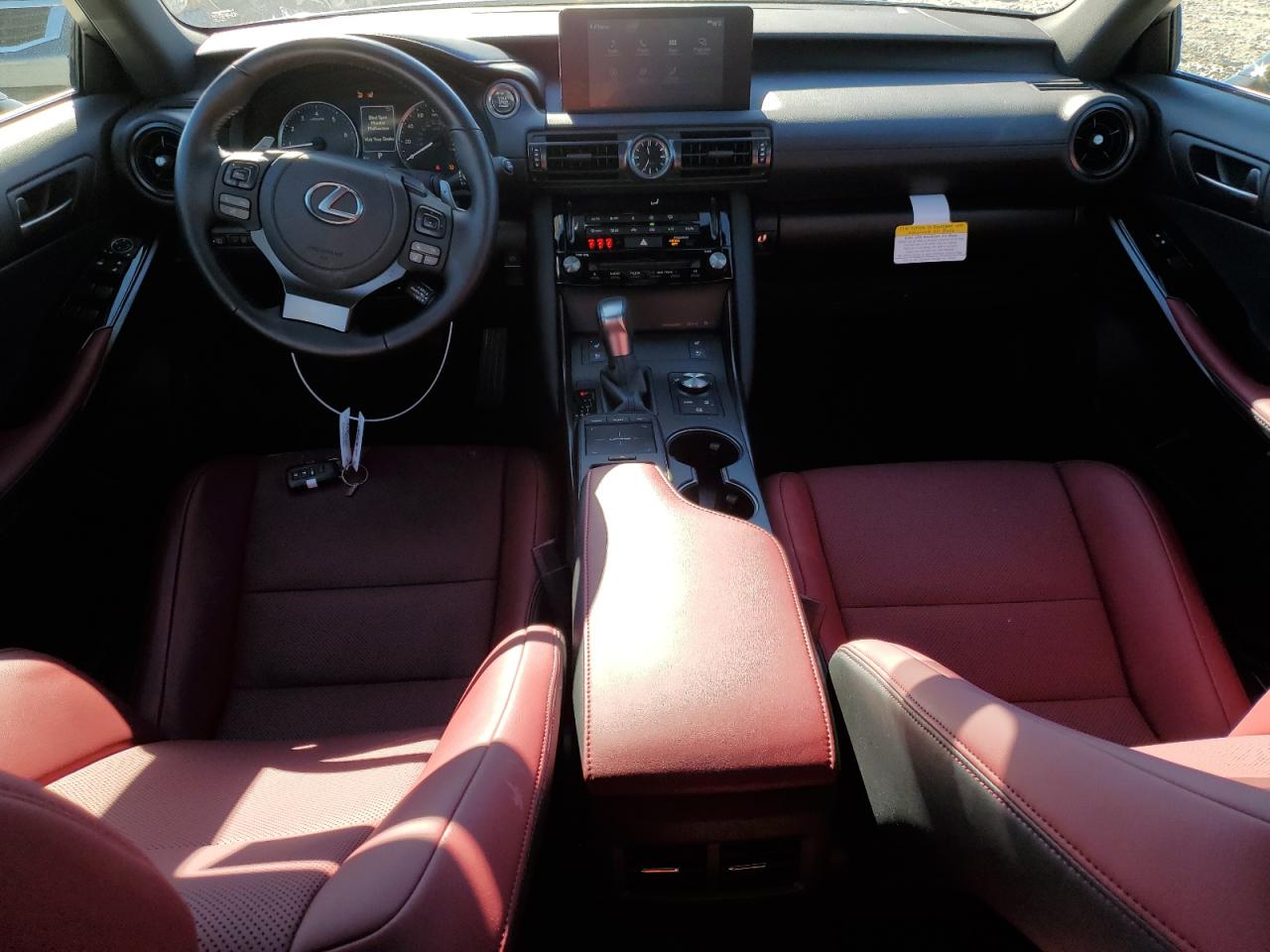 2024 LEXUS IS 300 VIN:JTHCA1D24R5131944