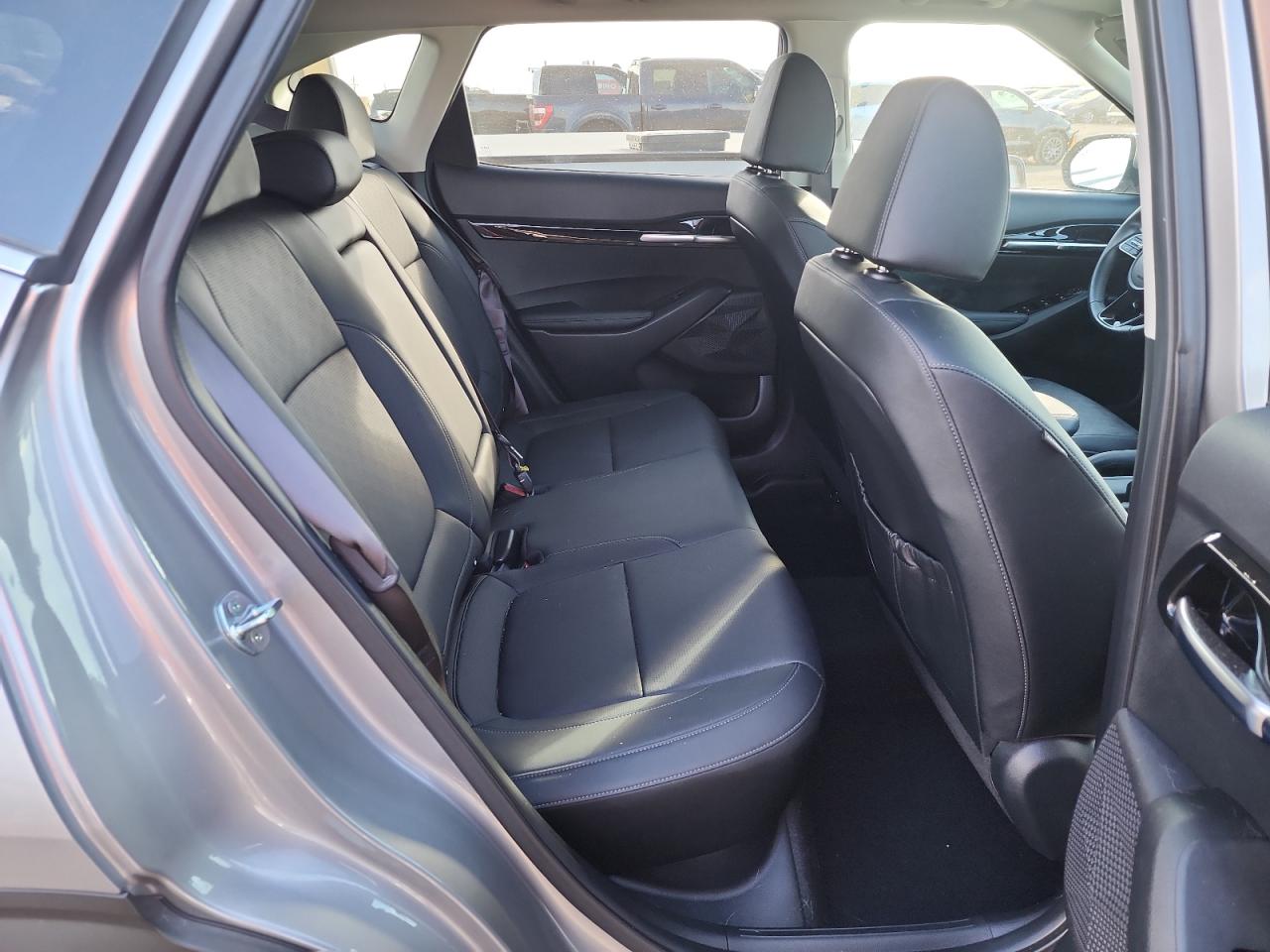 2022 KIA SELTOS EX VIN:KNDERCAA2N7343539