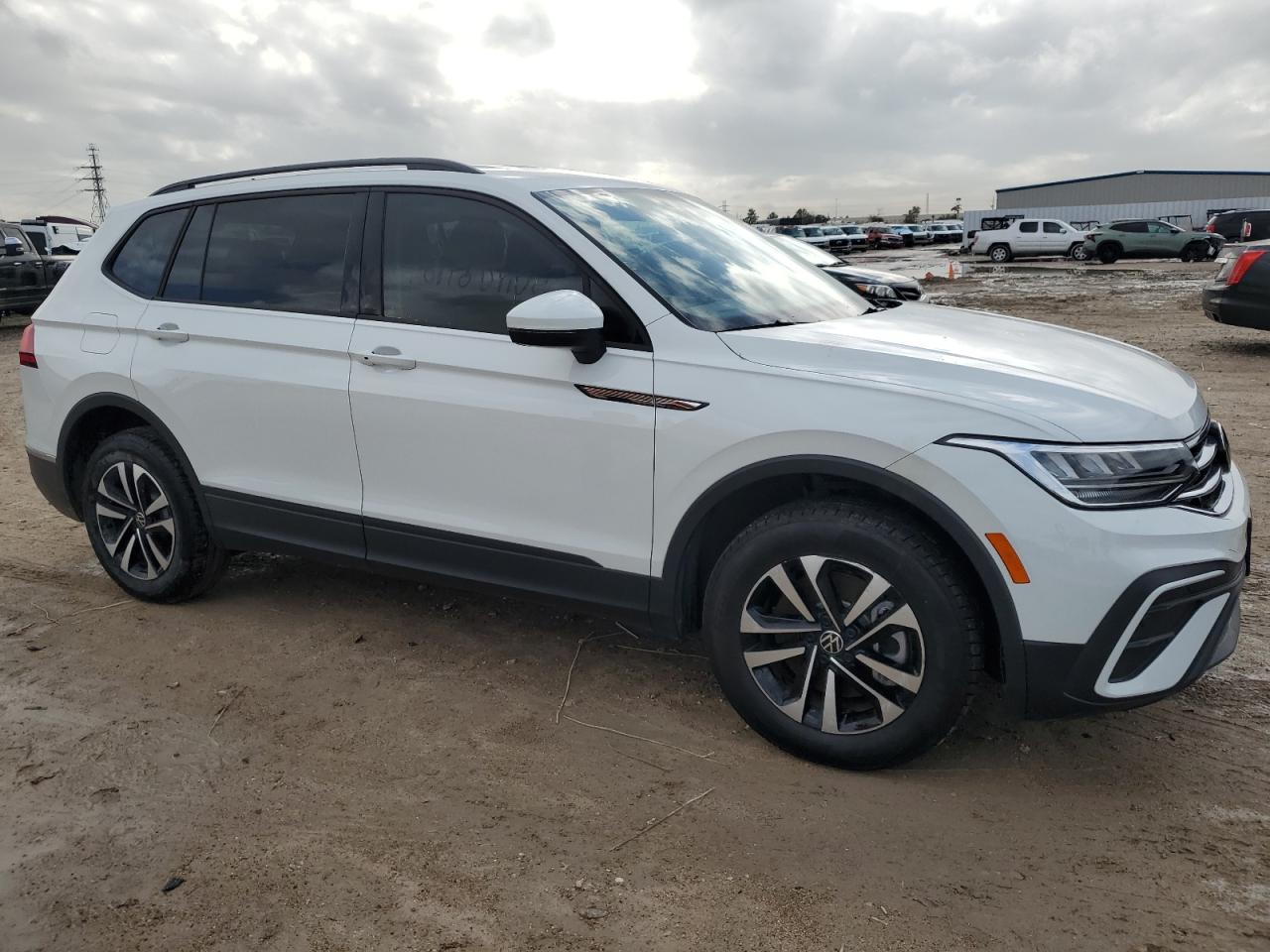 2022 VOLKSWAGEN TIGUAN S VIN:3VV1B7AX6NM088271