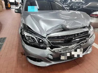 2015 Mercedes-Benz E 220 VIN: