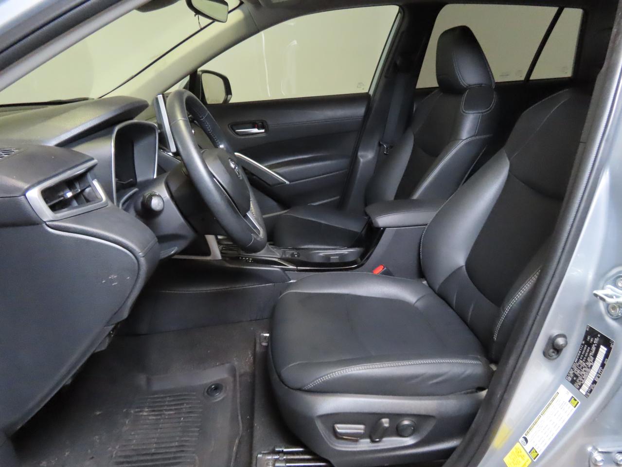 2022 TOYOTA COROLLA CROSS XLE VIN:7MUDAABG9NV033863