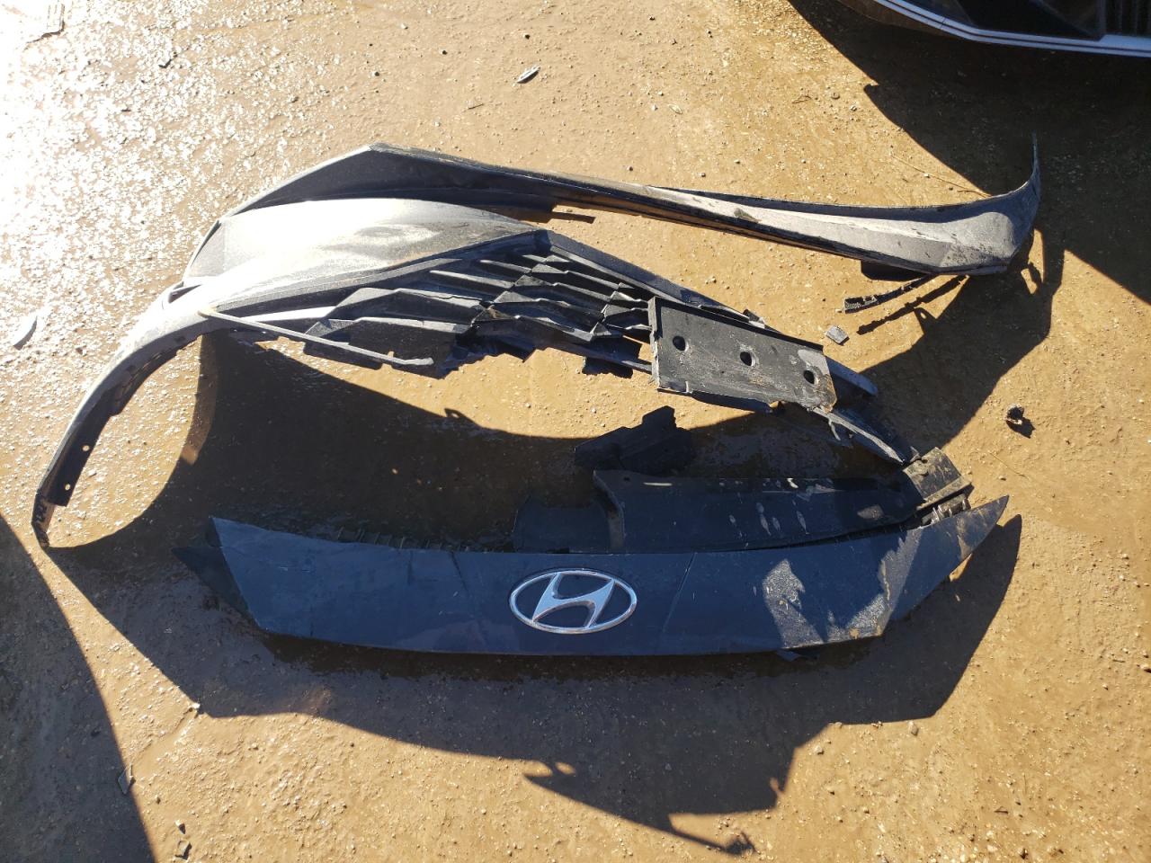 2023 HYUNDAI ELANTRA SEL VIN:5NPLM4AG9PH101443