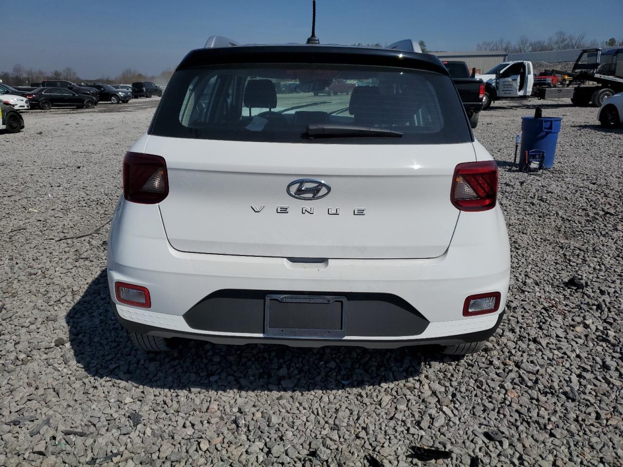 2023 HYUNDAI VENUE SEL VIN:KMHRC8A30PU252643